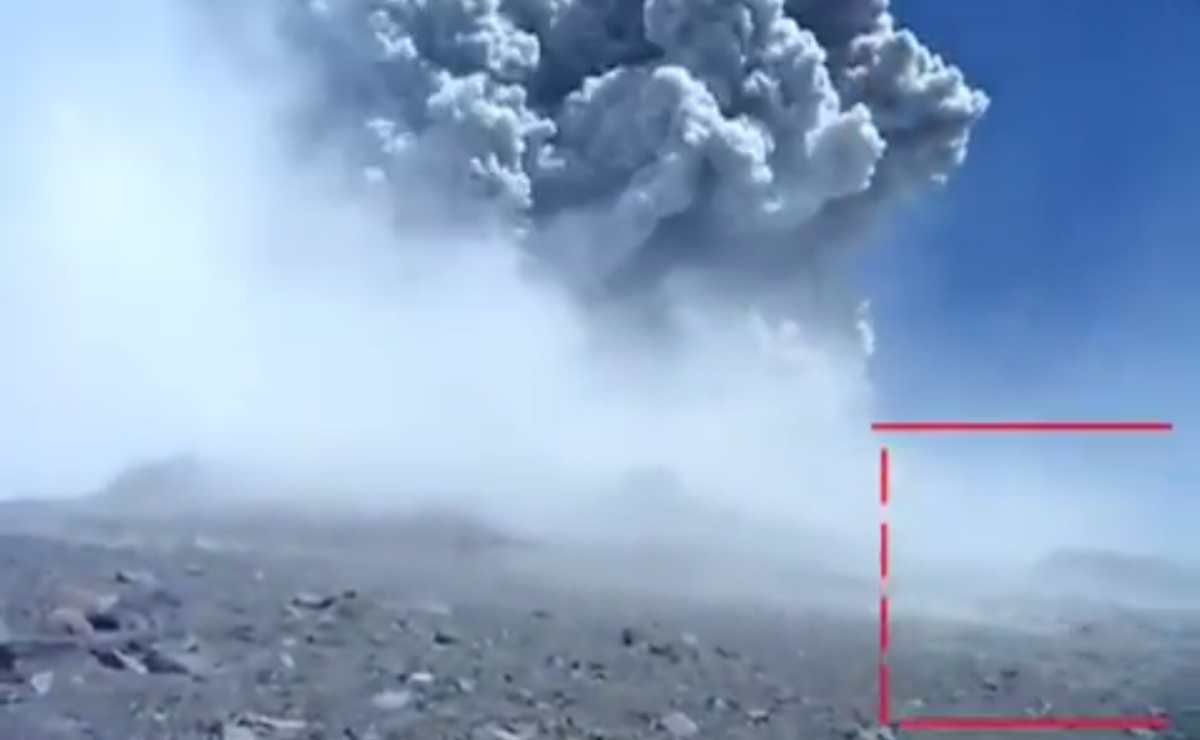 video: alpinistas exhiben videos del popocatépetl haciendo explosión y lanzando piedras de tamaño de automóviles
