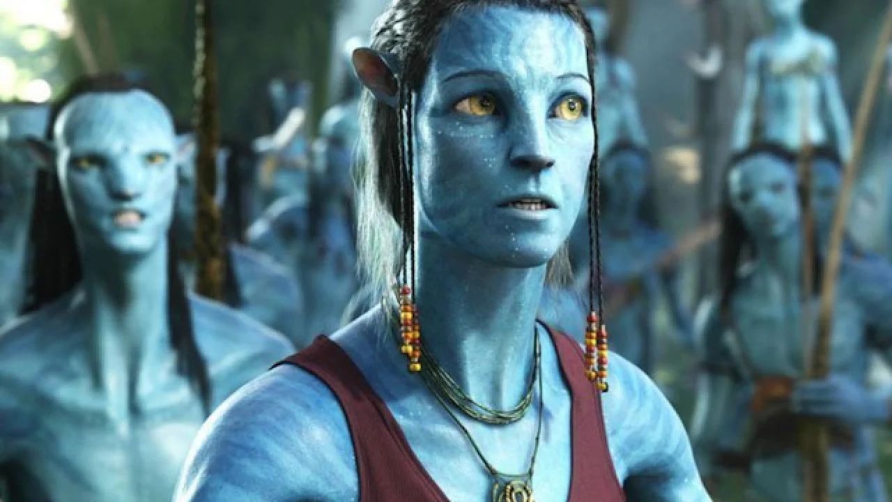 <p>                     <em>Avatar</em> not only got people to come to the theater in droves during its run in late 2009 and early 2010, it got them to shell out for the more expensive 3D tickets. In fact, arguably as impressive as its seven weekend box office wins was its run of <a href="https://www.the-numbers.com/movie/Avatar#tab=box-office">eleven consecutive weekends </a>with more than $10,000,000 in grosses.                     </p>