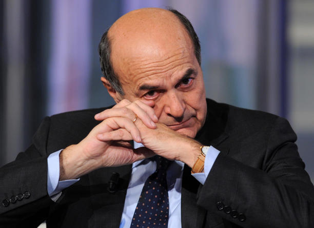 La battuta di Pier Luigi Bersani sul post della Meloni contro la Gruber: 'No, ho uno zio prete'