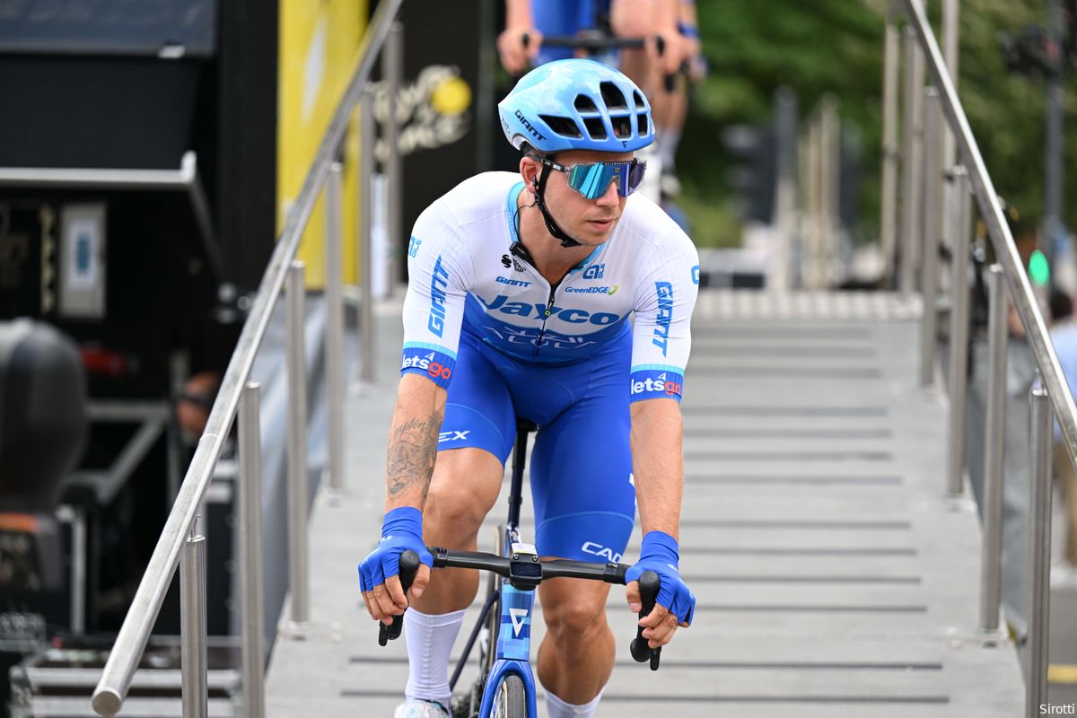 Dylan Groenewegen schiet meteen raak en wint snelle massasprint ...