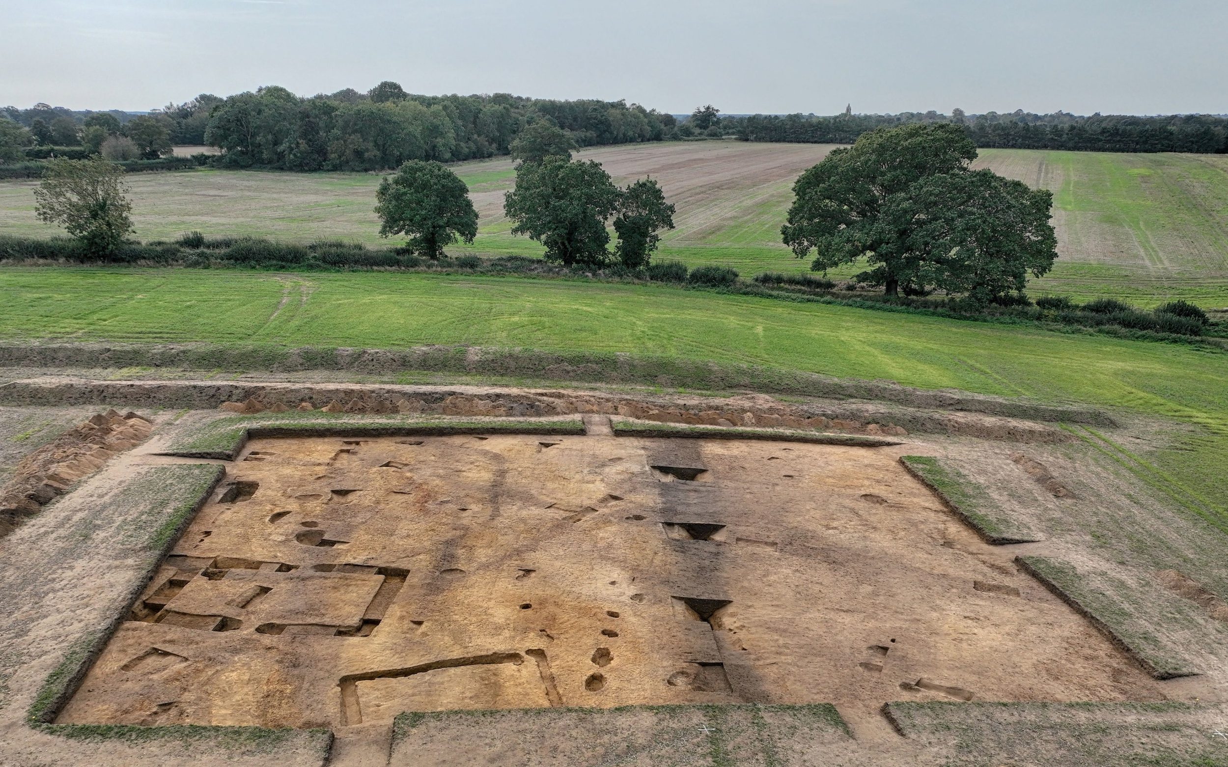 ‘sutton hoo king’s lost temple’ discovered in suffolk