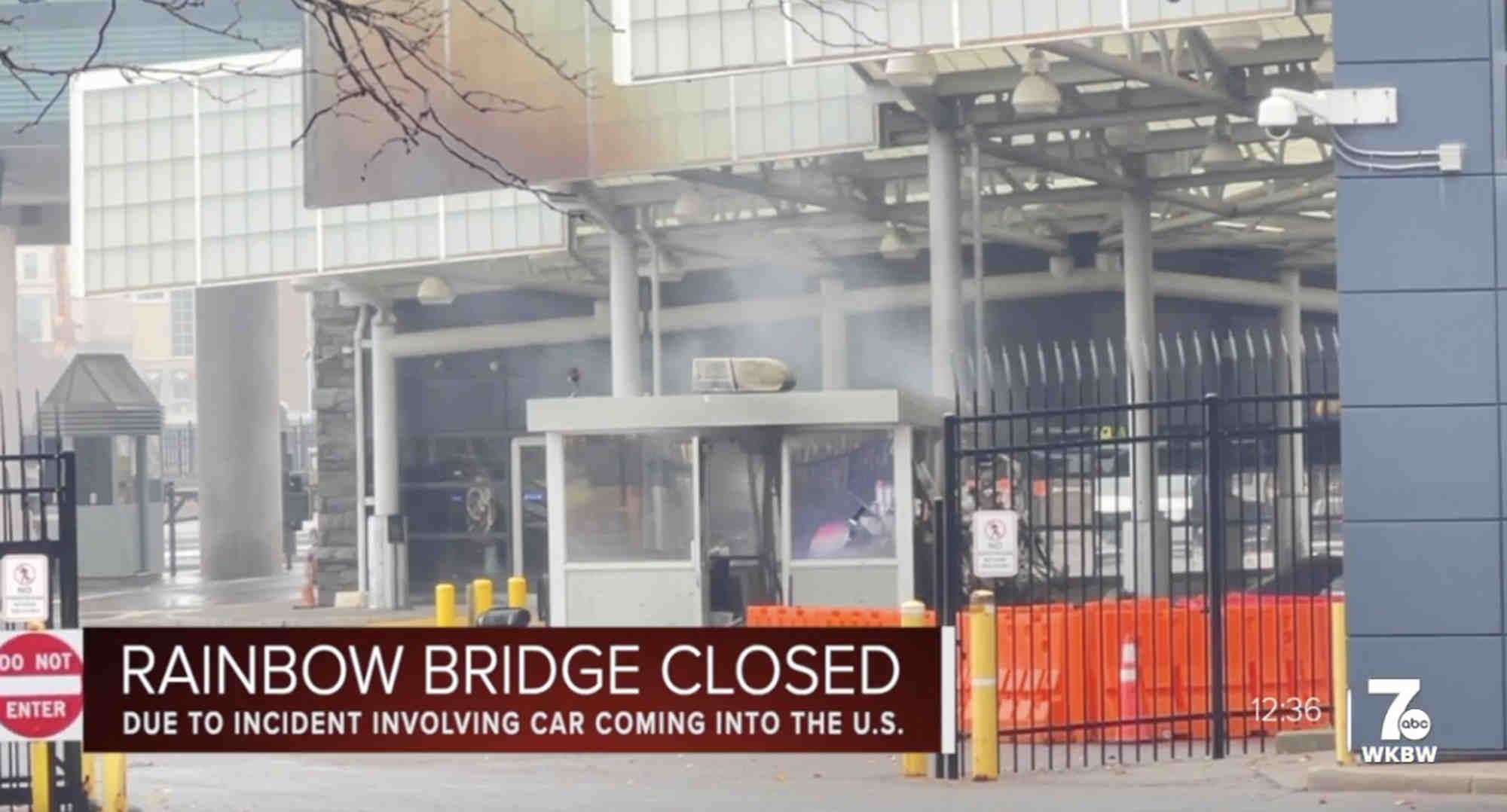 Video Shows Moment Car At US Canada Border Smashes Into Barrier   AA1kndPG.img