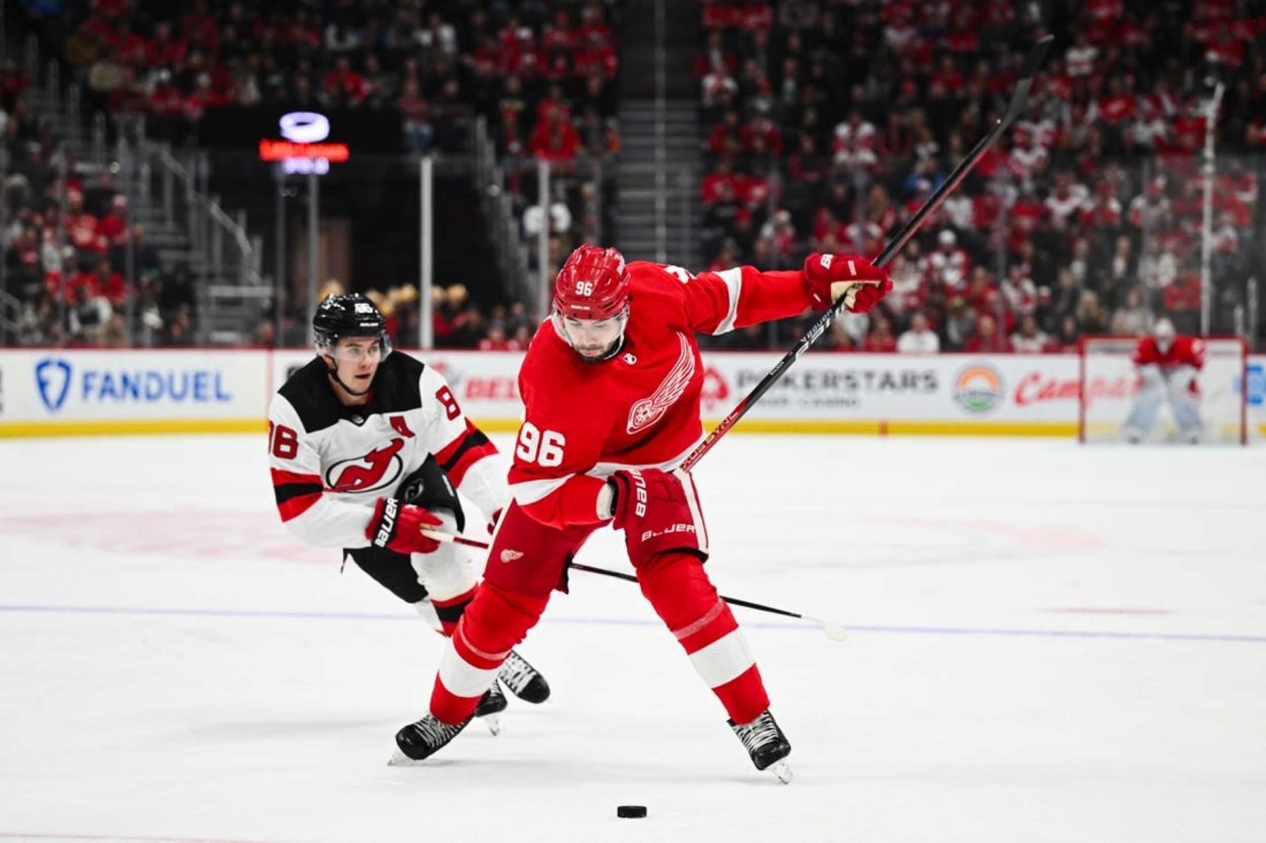 Alex Lyon, Red Wings Blank Devils