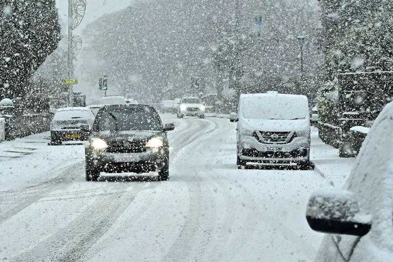 Met Office Confirms 'significant Snowfall' Dates As Two Walls Of Snow ...