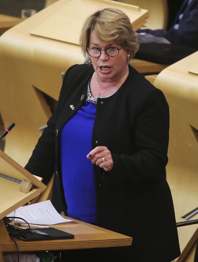 minister wants to see grangemouth refinery continue ‘as long as possible’