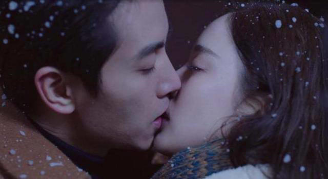 同是刘亦菲演的吻戏，《玫瑰故事》跟《梦华录》的差距咋就那么大