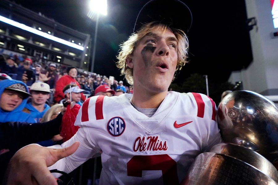 Ole Miss QB Jaxson Dart Announces Return For Next Season