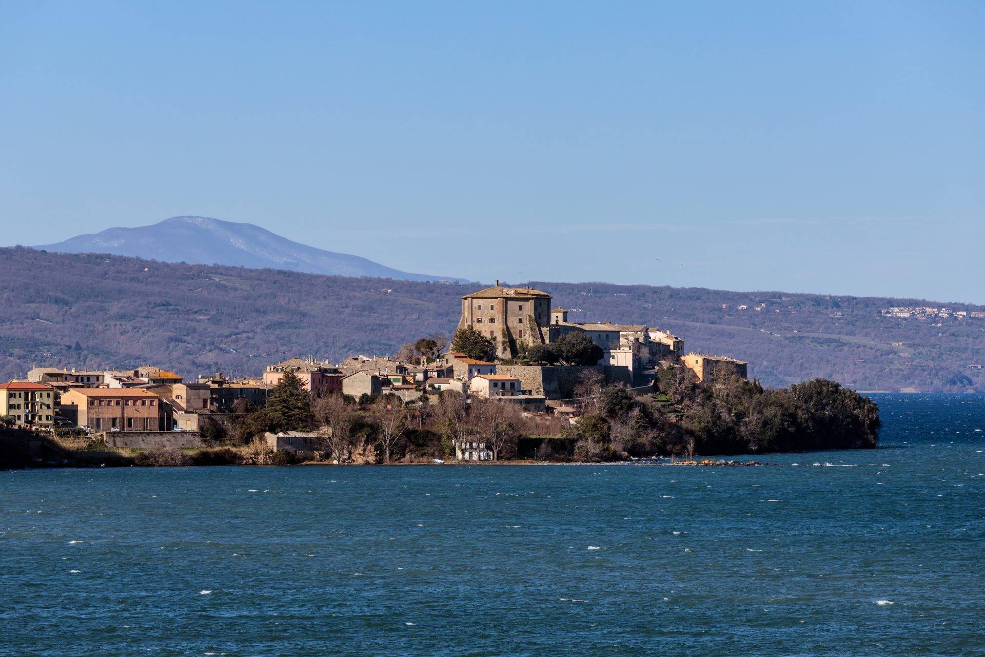<p>If you are a lover of nature lover, will find the perfect spot in this beautiful lake of volcanic origin. If you visit Rome in summer, it can be a good place to escape the sweltering heat of the capital. In fact, Lake Bolsena is one of the few lakes in Italy suitable for bathing.</p>