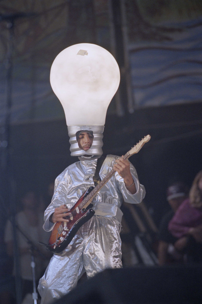 <p>The band wore a costume resembling a human-sized light bulb for their performance at Woodstock in '94. Despite struggling to play, they created a historic moment!</p><p>You may also like:<a href="https://www.starsinsider.com/n/458051?utm_source=msn.com&utm_medium=display&utm_campaign=referral_description&utm_content=624139en-ae"> Vintage photos of stars with their babies</a></p>