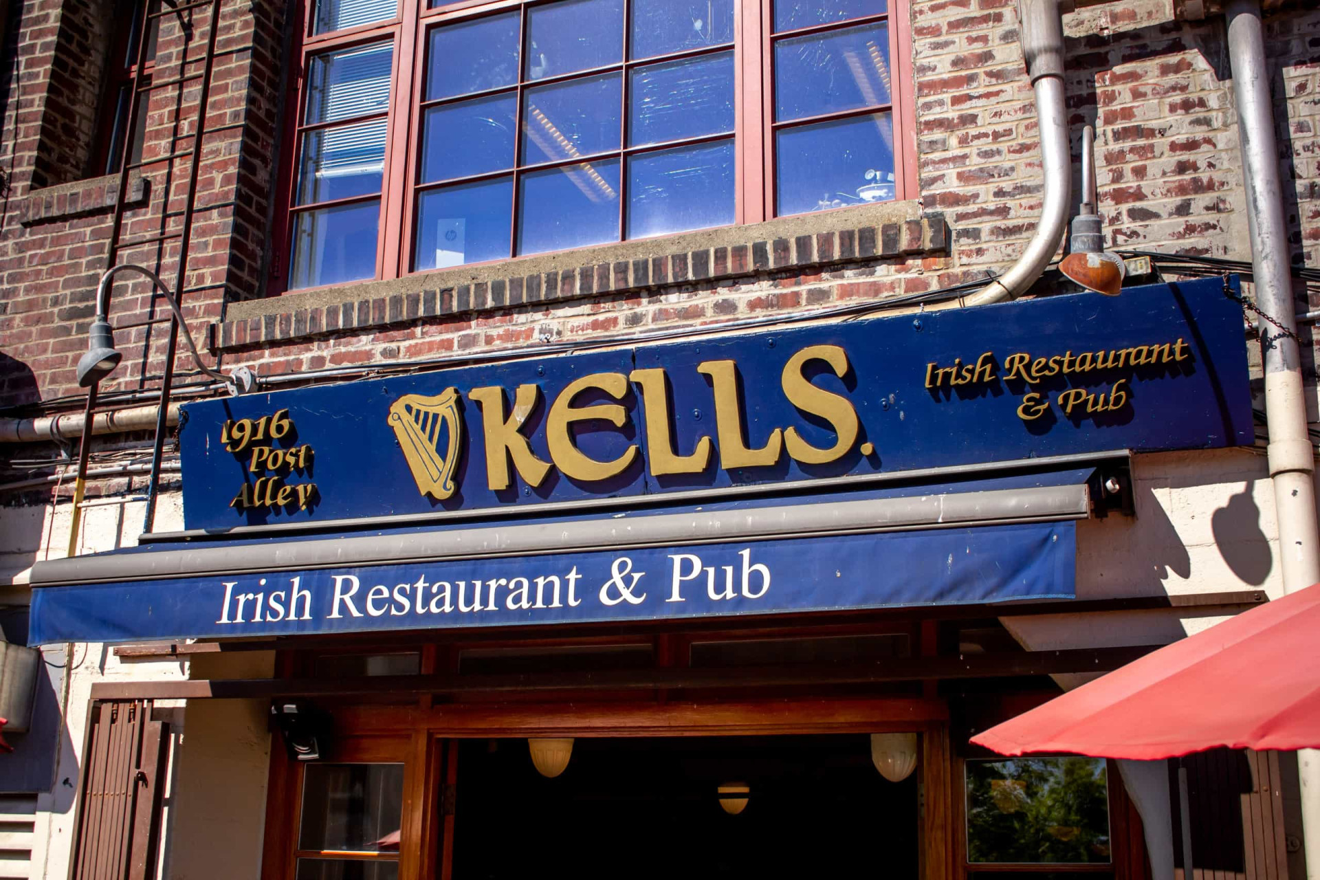 <p>Kells Irish Restaurant and Pub is located in the basement of the Butterworth Building in Seattle, which was Seattle's first mortuary. Numerous ghost have been reported as well as ghostly activity such as glasses sliding off the bar or mirrors shattering for no reason. </p>