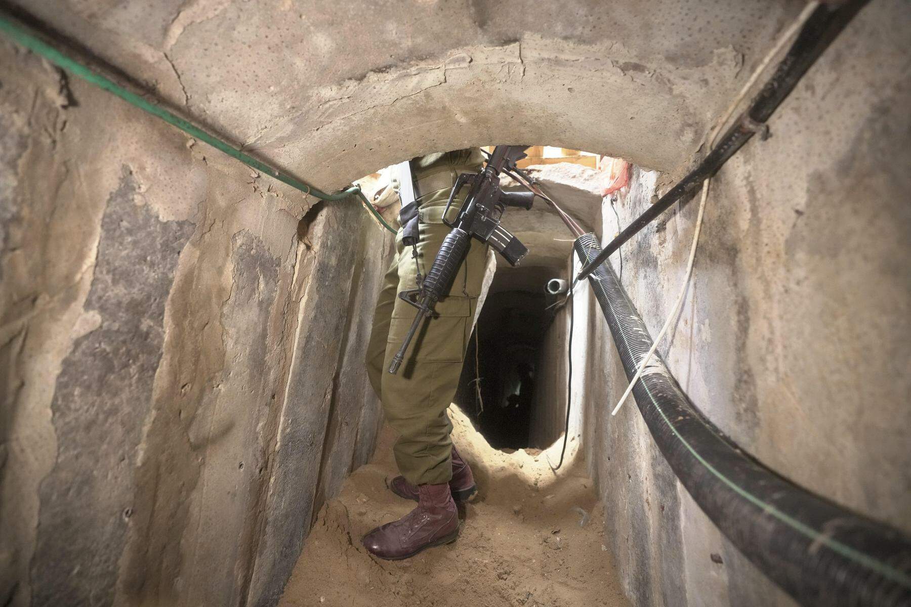 testlauf gestartet | großflächige zerstörung: israel beginnt mit flutung der hamas-tunnel
