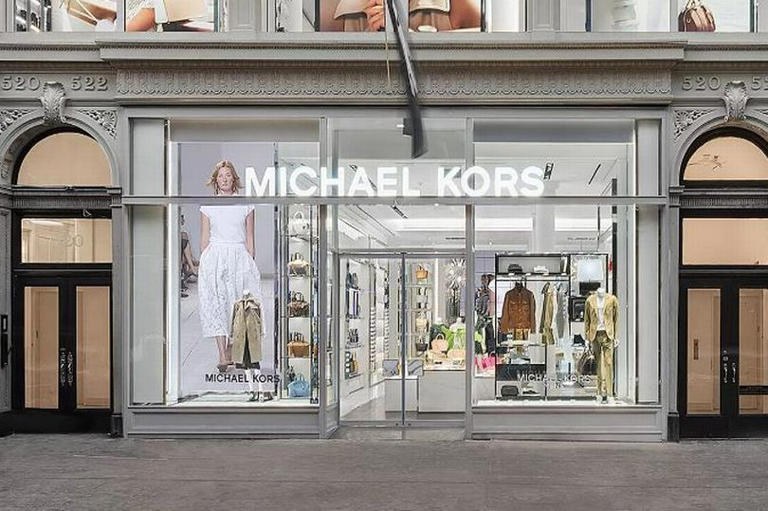 Michael Kors fans can save €394 on spacious designer bag 'that works ...