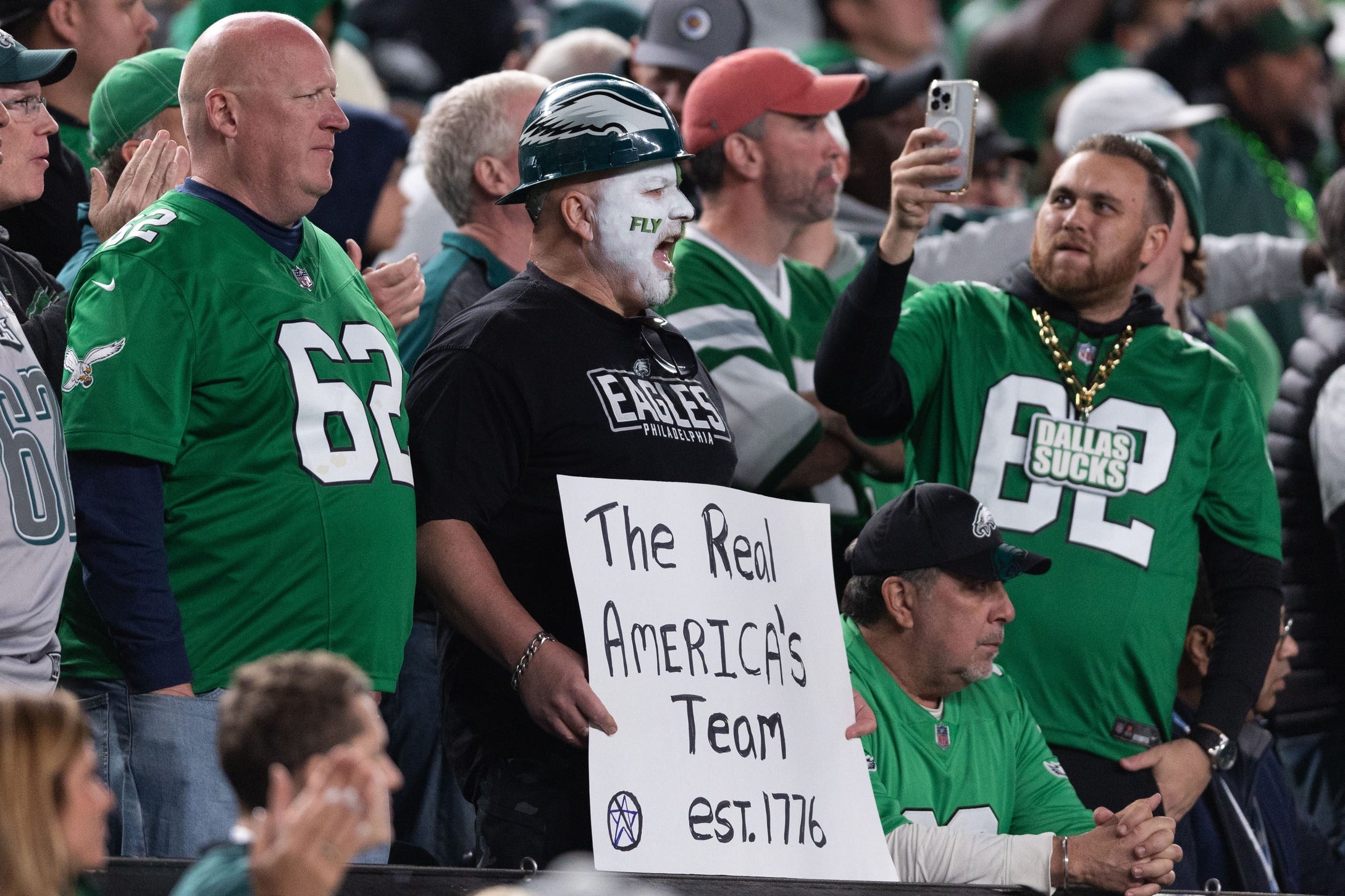 nfl players decide most annoying fan bases in anonymous poll