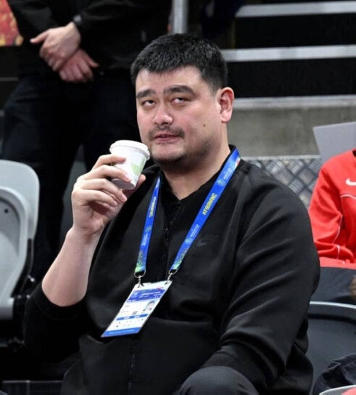 yao ming vows to stand by china players