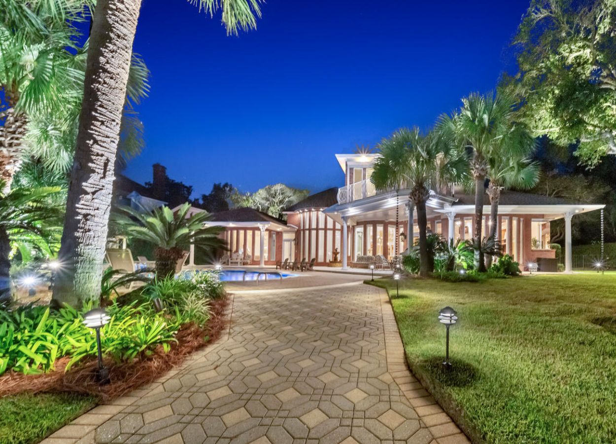 The 2nd Priciest House For Sale In The Fort Walton Beach Region Is An   AA1ktqaI.img