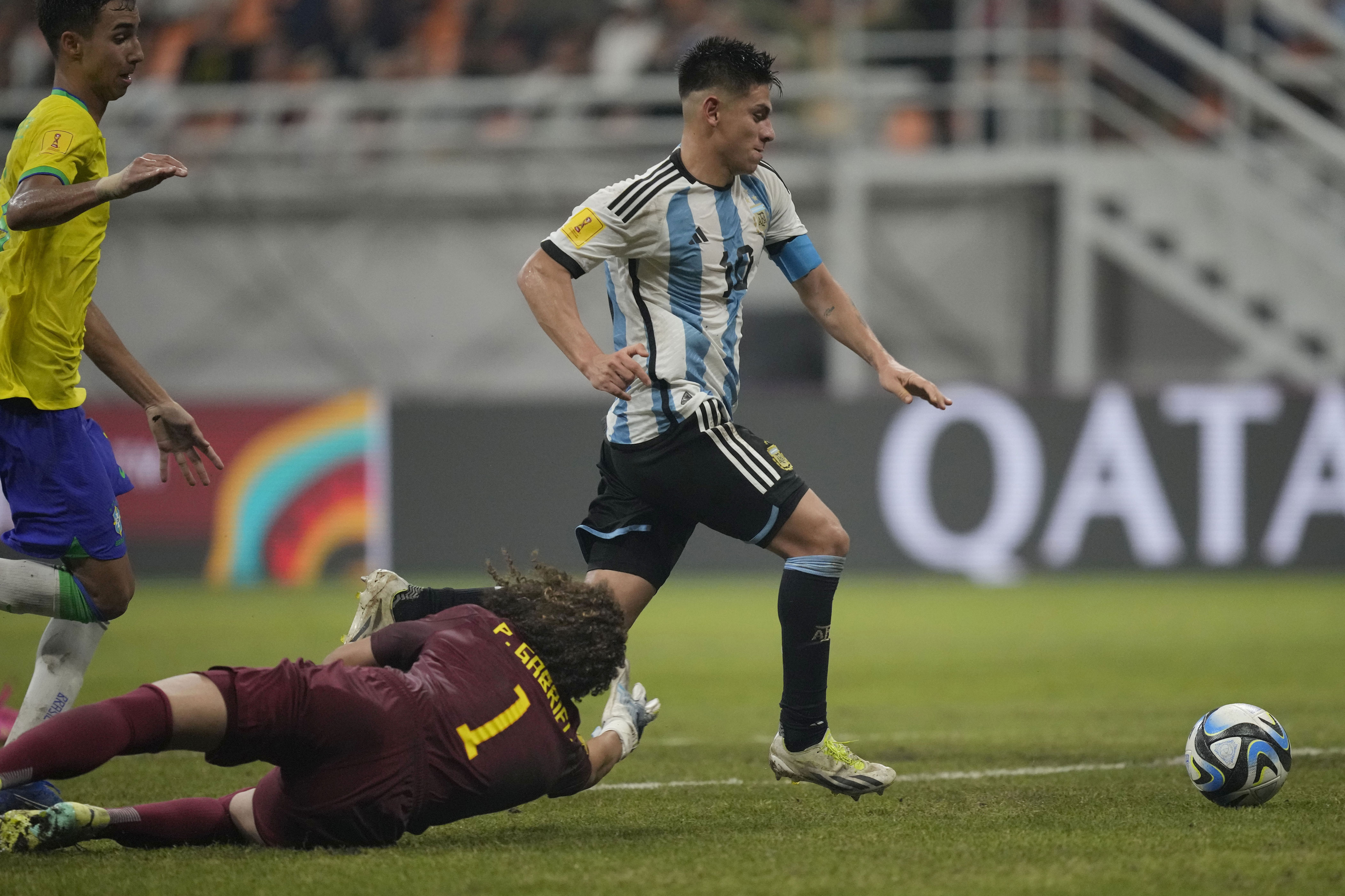 echeverri herjet med brasil da argentina vant 3-0 i vm-kvartfinalen