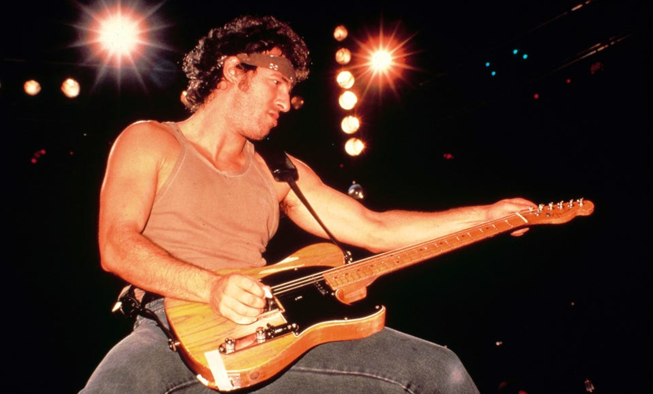 20 Songs That Should Be On Your Bruce Springsteen Playlist