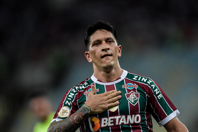 Foto: Thiago Ribeiro/AGIF  Cano em ao pelo Fluminense.