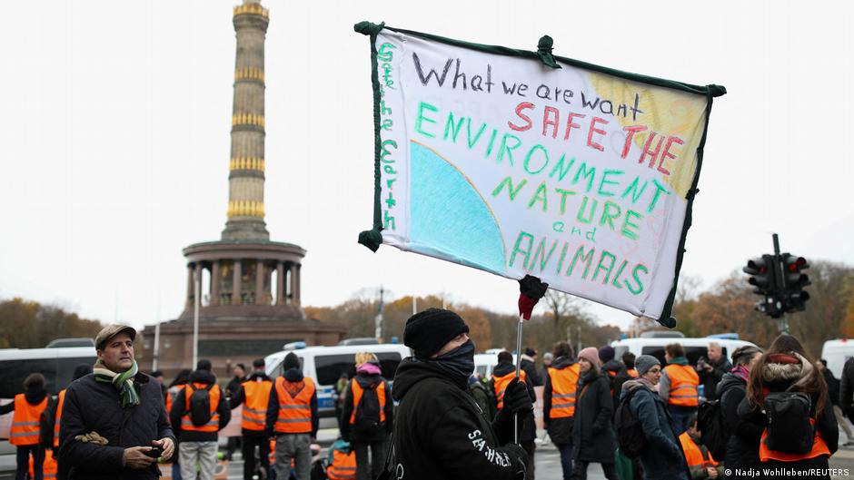germany: last generation activists blockade berlin streets