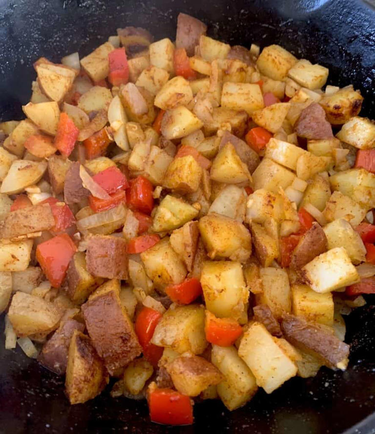 Delicious Cast Iron Skillet Diner Style Home Fries