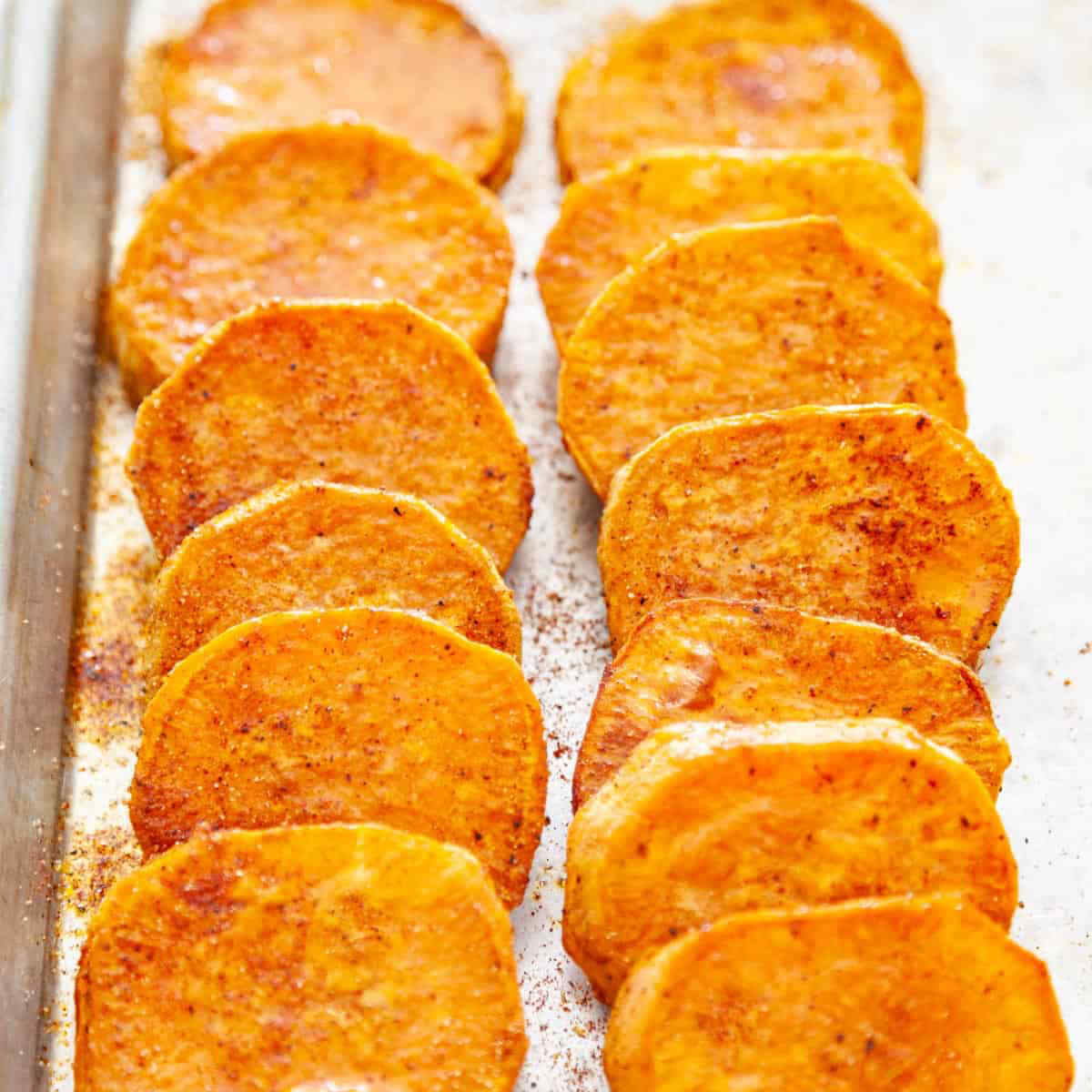 Baked Sweet Potato Slices with Seasoning