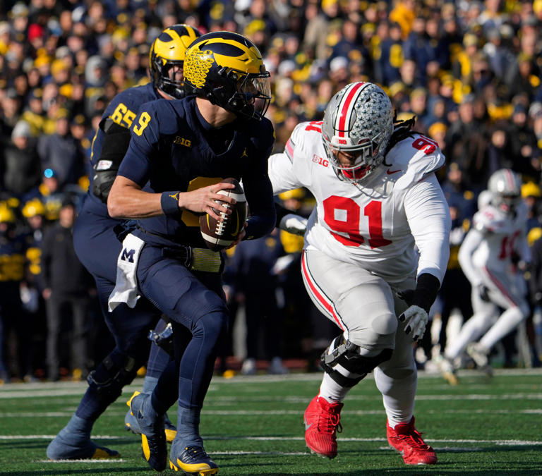 Ohio State defensive tackle Tyleik Williams to return for senior season