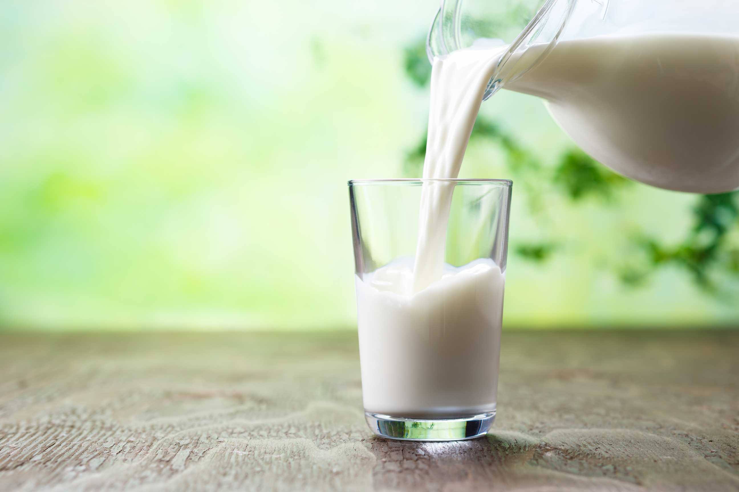 microsoft, preguntar a un profesional en nutrición: ¿cuáles son los beneficios de la leche de almendras?