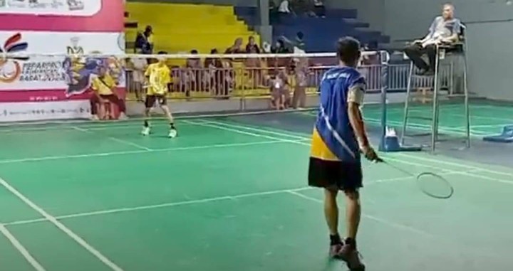 atlet badminton mempawah raih medali emas di ajang peparprov kalbar 2023