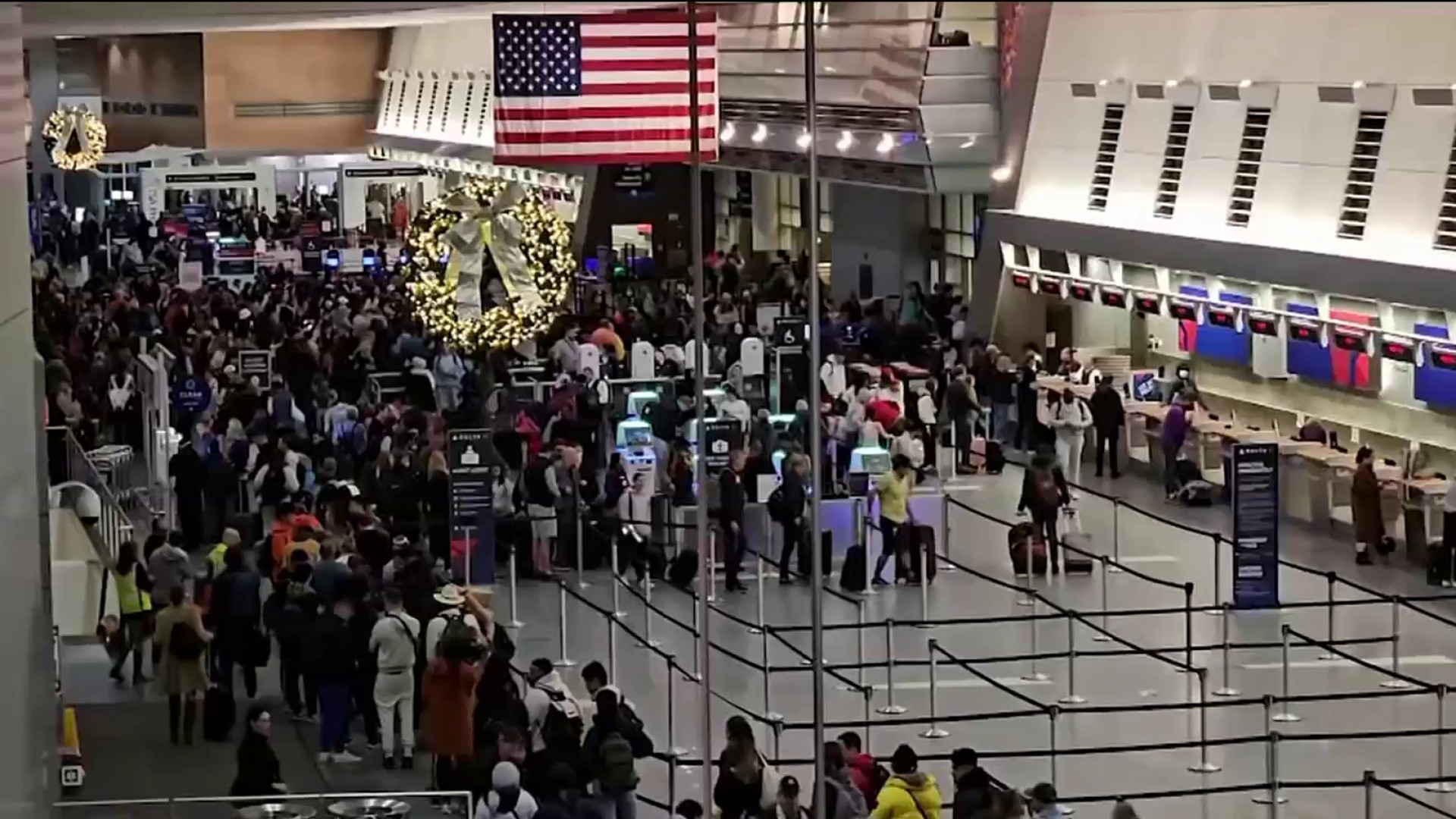 Logan Airport Expecting One Of The Busiest Travel Days On Sunday   AA1kxQym.img