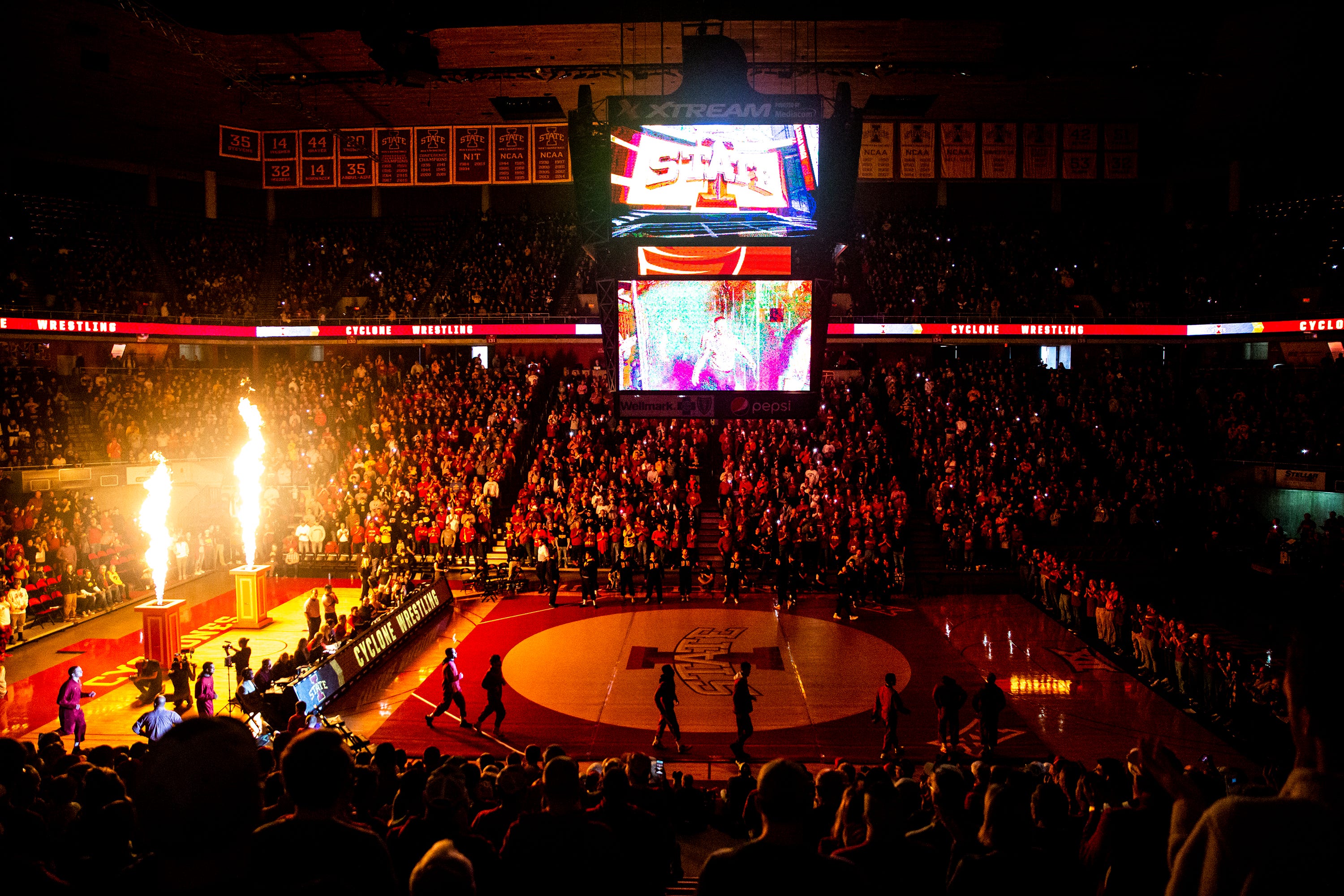 How to watch today’s Iowa vs. Iowa State wrestling dual. Time, TV schedule