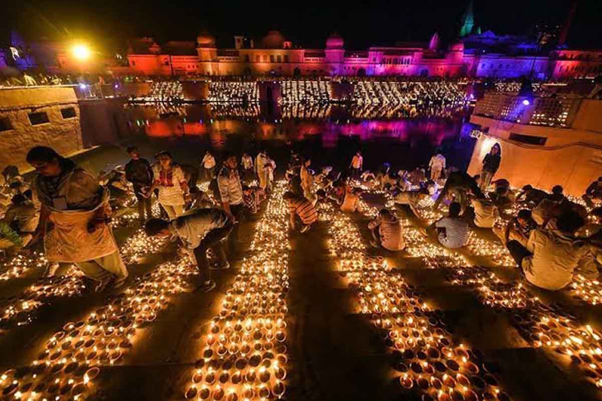 stage set for grand dev deepawali celebrations in kashi tomorrow