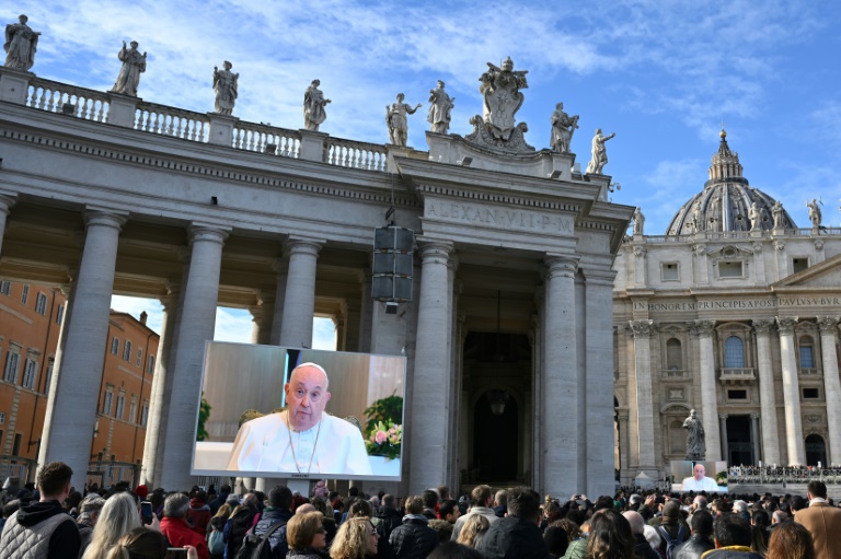papa alerta contra a ameaça da mudança climática antes da cop28