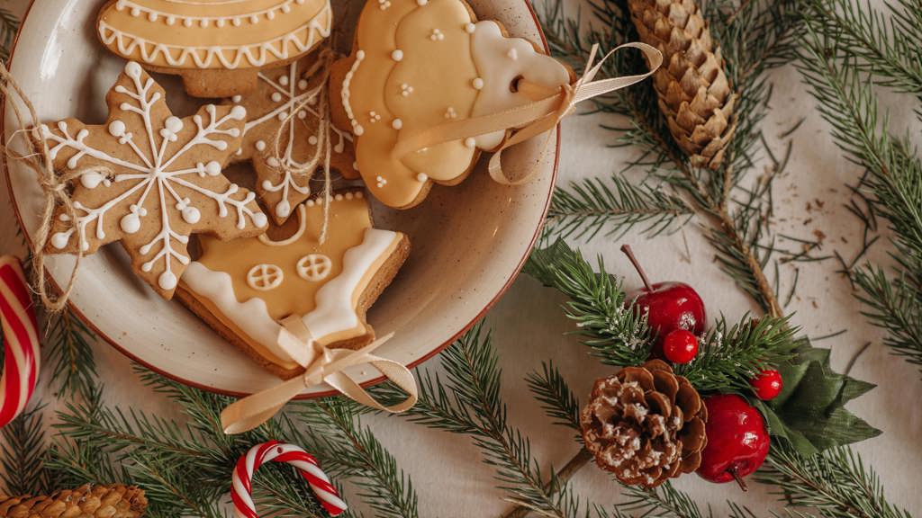 vánoční perníčky, které jsou hned měkké: nezaměnitelné aroma i léčivé účinky jim dodá domácí koření