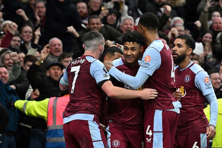 Aston Villa Rayakan Kekalahan Tottenham, Kembali Ke Liga Champions ...