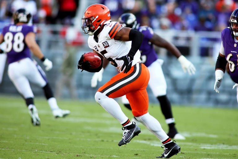 Cleveland Browns LB Jeremiah Owusu-Koramoah named NFL's most stylish player