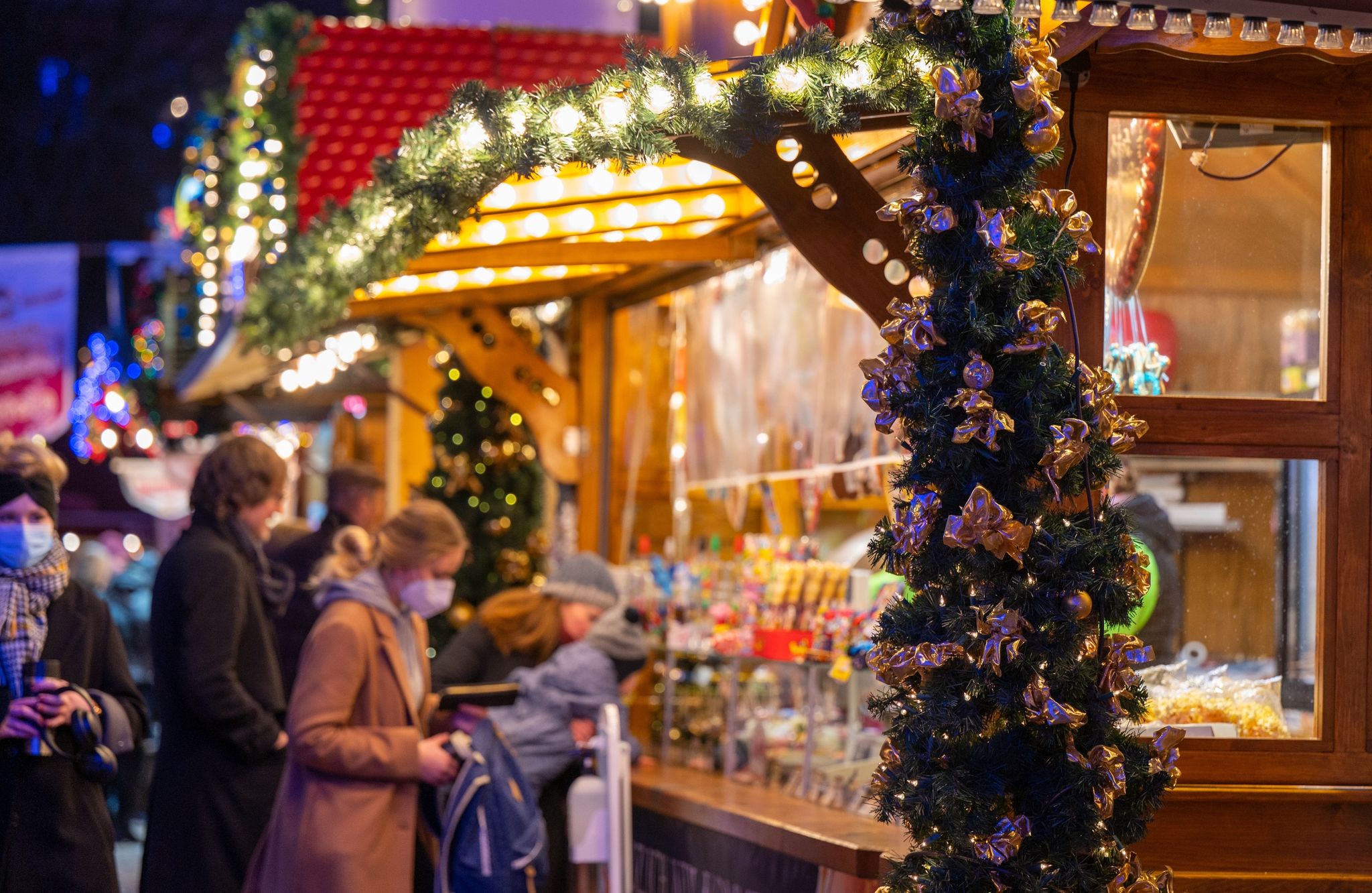 frankfurter weihnachtsmarkt wird eröffnet