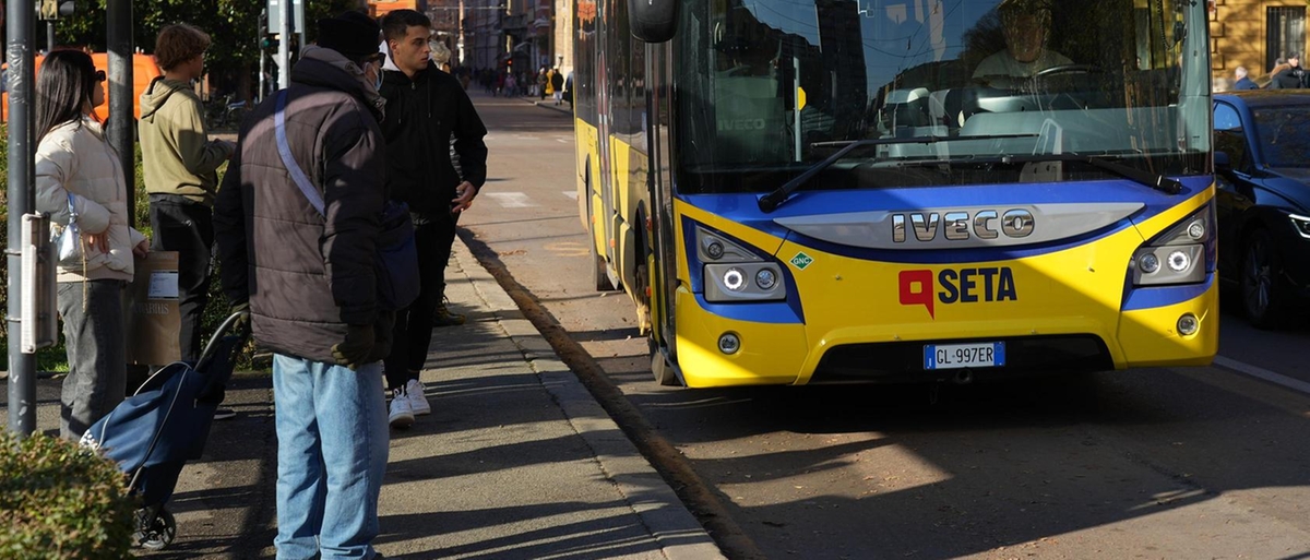 Tagli Ai Bus, Giornata Di Disagi: "Paga Bassa E Scarsa Flessibilità ...