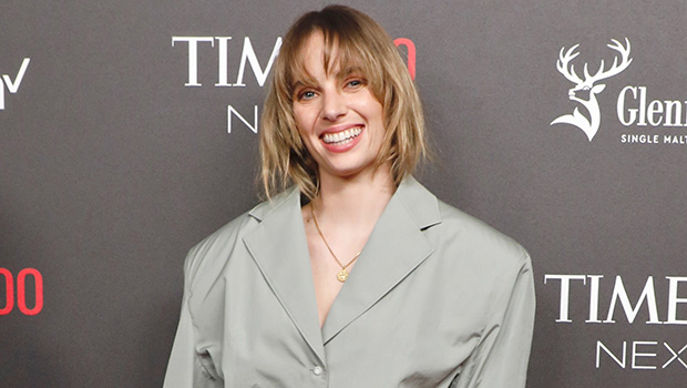 ‘Stranger Things’ Star Maya Hawke Spotted Making Out With Christian Lee