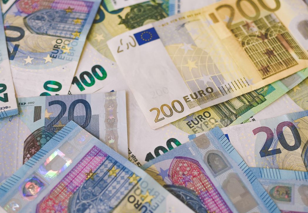 youth pass: πότε θα λάβουν τα 150 ευρώ οι δικαιούχοι – αναλυτικά οι προϋποθέσεις
