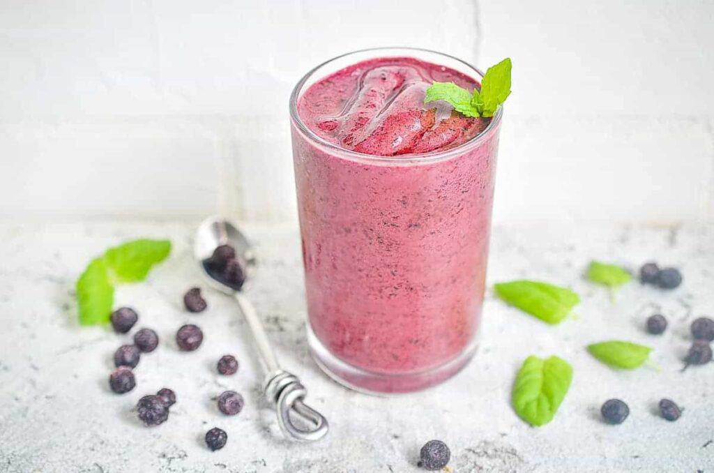 <p>Quick and easy, the Low Carb Berry Burst Smoothie is a low-effort morning delight. Packed with berry goodness, it’s a nutritious way to kickstart your day without compromising on taste. Just blend and savor the simplicity.<br><strong>Get the Recipe: </strong><a href="https://www.ketocookingwins.com/keto-blueberry-smoothies/?utm_source=msn&utm_medium=page&utm_campaign=18 extremely quick and easy breakfast ideas for lazy people">Low Carb Berry Burst Smoothie</a></p>