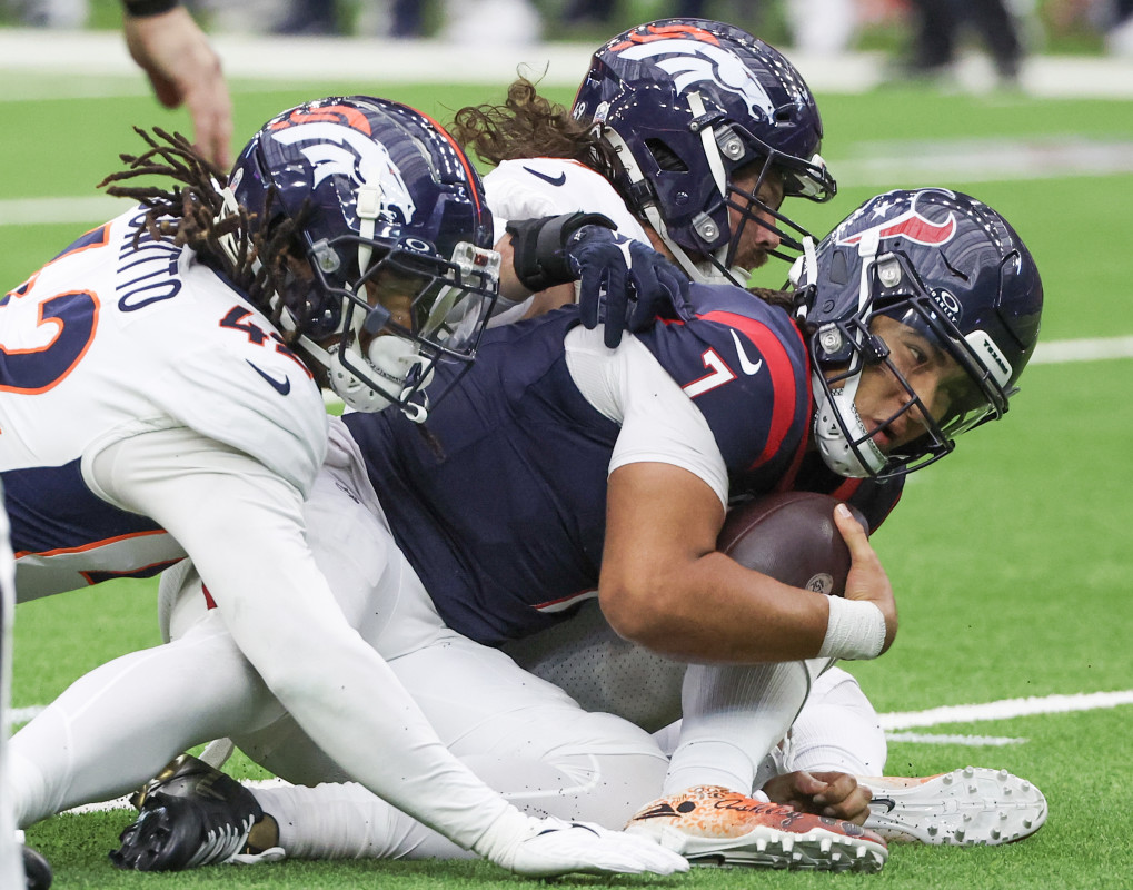 Rookie Quarterback Leads Texans As Road Favorites Vs. Jets