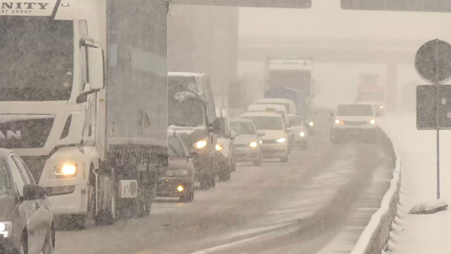 Winter: 5 Todsünden, die Autofahrer jetzt vermeiden sollten