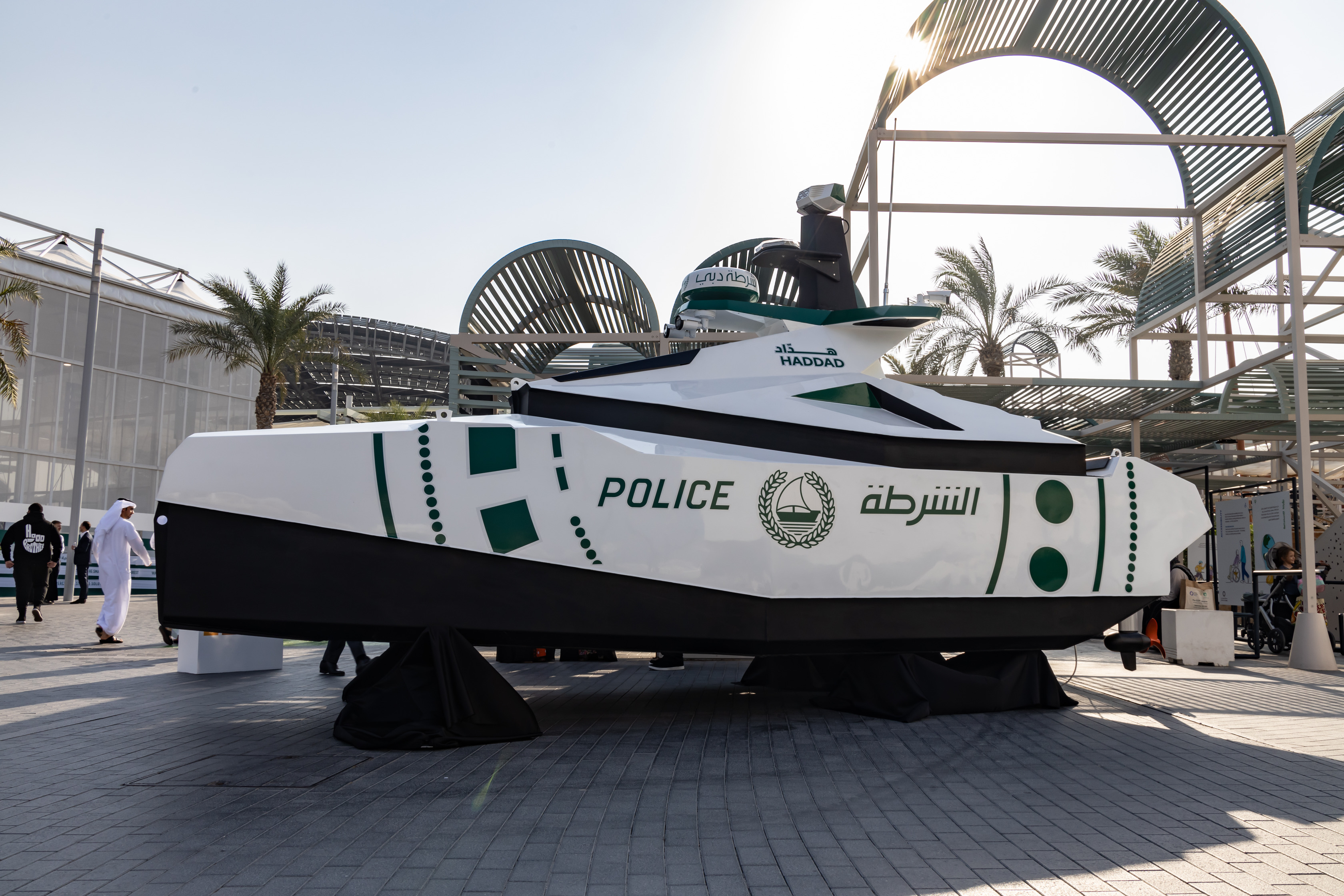 dubai police showcases 12 pioneering eco-friendly projects at cop28