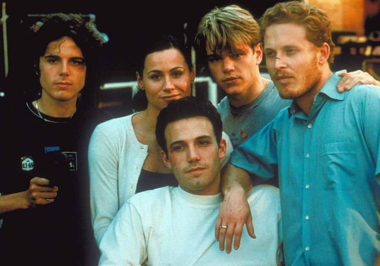Photo 12 / Alamy Casey Affleck, Minnie Driver, Matt Damon, Ben Affleck and Cole Hauser in 'Good Will Hunting'