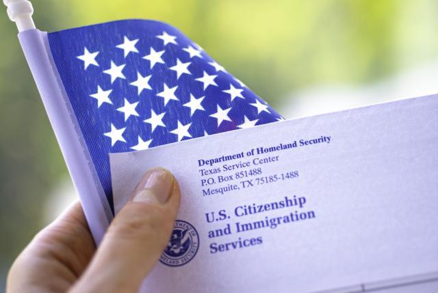 ¿Green Card Por Trabajo En Estados Unidos? Es Posible Conseguirla Si ...