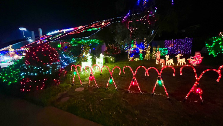 Christmas light displays across San Diego County Christmas light displays across San Diego County