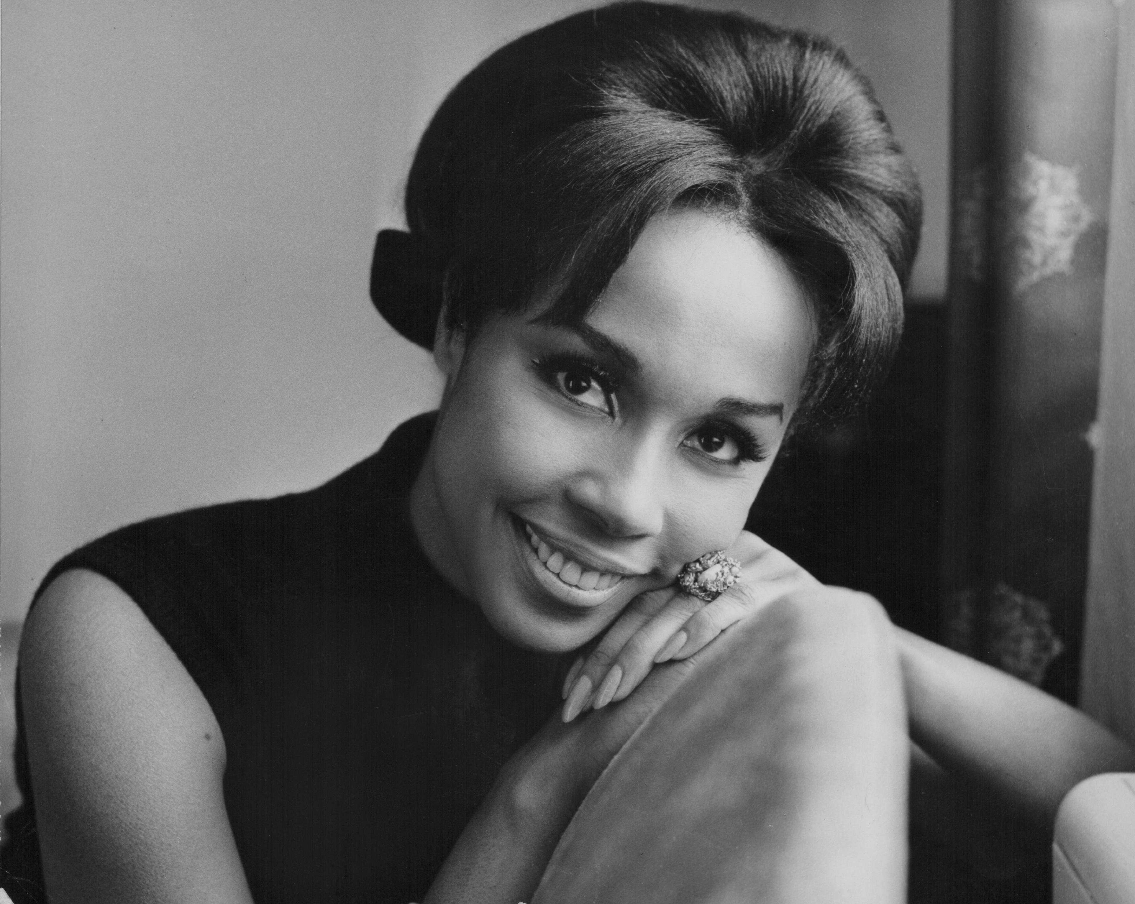 Diahann Carroll. Дайан Кэрролл актриса. Актриса Дайанн Заремба. Ушедшие из жизни актрисы и певицы.