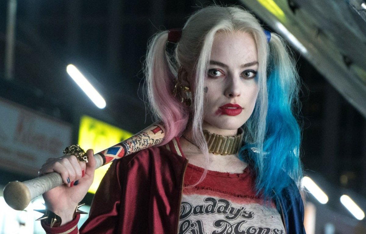 <p>When we talk about anti-heroes, it's likely that we immediately think of the iconic Harley Quinn. Besides being the loyal companion of The Joker, her wickedness is sometimes clouded by kind thoughts. Her transition from being the accomplice of the villain to establishing herself as an independent character with her own motivations has been quite emotional.</p> <p>The impact of the character on culture is significant. Although she debuted in the animated series "Batman: The Animated Series," she has become a cultural icon with a presence in comics, movies, and TV series. Her distinctive style and chaotic approach have gained popularity among fans. Margot Robbie's portrayal in Suicide Squad led to the character having her own film, Birds of Prey.</p>