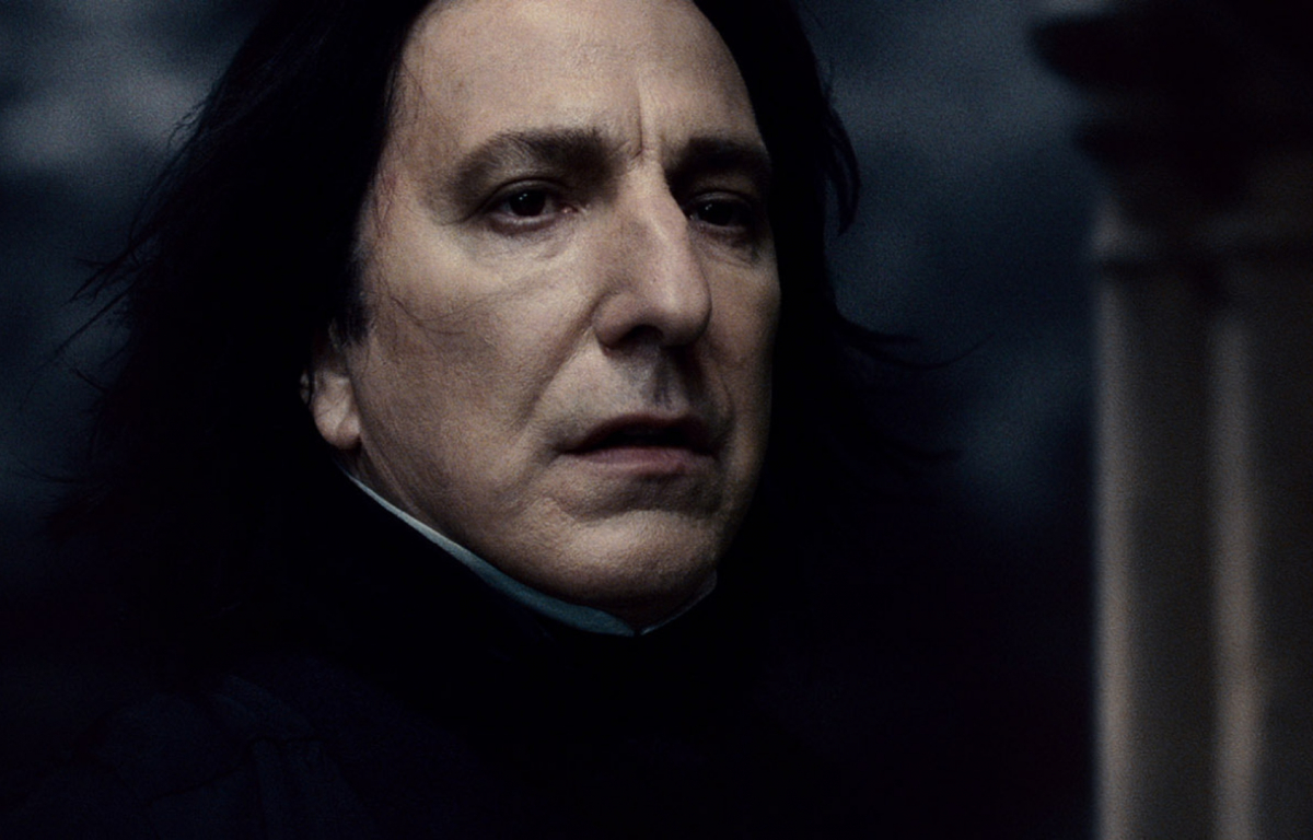 <p>Severus Snape is one of the most well-known, beloved, and hated characters in the Harry Potter series. As J.K. Rowling's books and the movies progressed, fans became more and more attached to and familiar with him. Although initially presented as an antagonist and an enemy of the young wizard, deeper layers of his personality and motivations are revealed.</p> <p>Alan Rickman's performance as the Dark Arts professor at Hogwarts in the film adaptations also significantly contributed to the perception of the character as an anti-hero. The actor succeeded in conveying Snape's emotional complexity, adding layers of pain, ambiguity and redemption through his portrayal.</p>