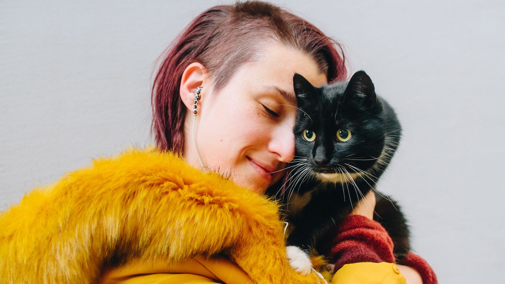 <p>                     So many aspects of cat ownership help to reduce stress, from the sensation of stroking them to their therapeutic purr to the sense of purpose they give us in our daily life – without overwhelming us with responsibility.                    </p>